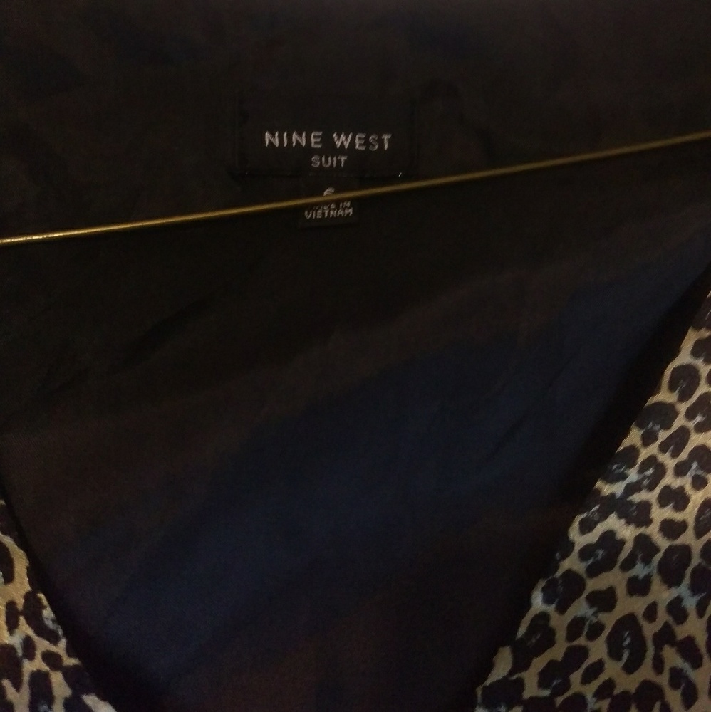 Blouse - Picture 2 of 3